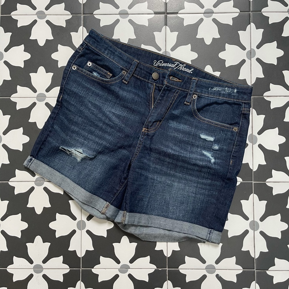 Universal Thread Mid Rise Boyfriend Jean Short Sz6